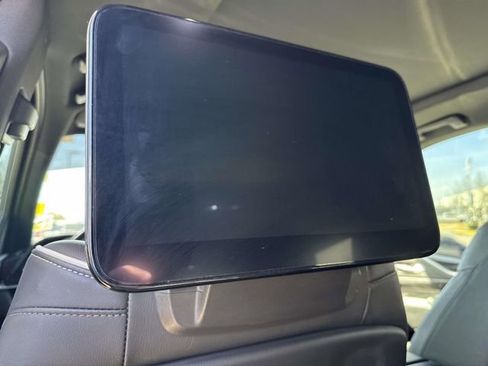 Used 2023 Cadillac Escalade Sport w/ LPO, ONYX Package image 18