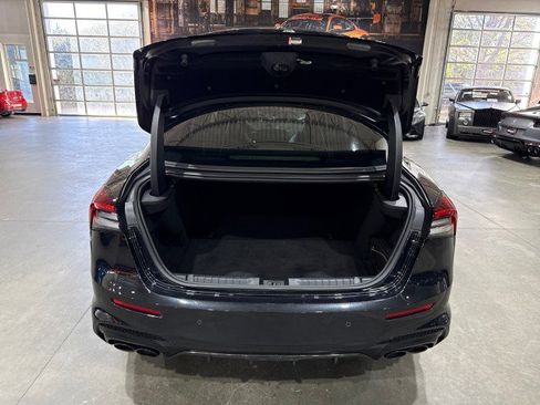 Used 2022 Maserati Ghibli Trofeo image 14