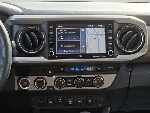Used 2021 Toyota Tacoma Limited AWD/4WD image 22