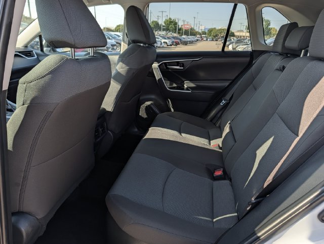 Certified 2025 Toyota RAV4 XLE AWD/4WD image 26