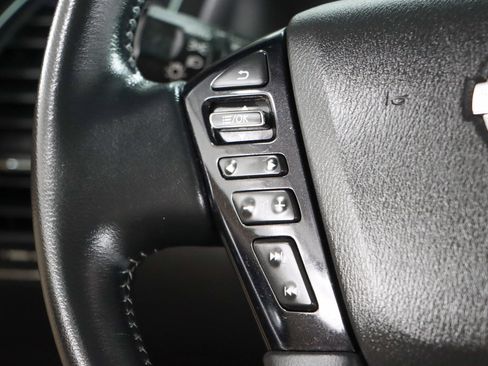 Used 2022 Nissan Armada SL w/ Captain's Chairs Package AWD/4WD image 14