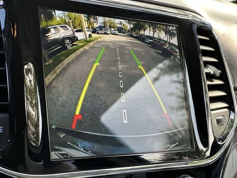 Used 2021 Jeep Grand Cherokee Summit image 20