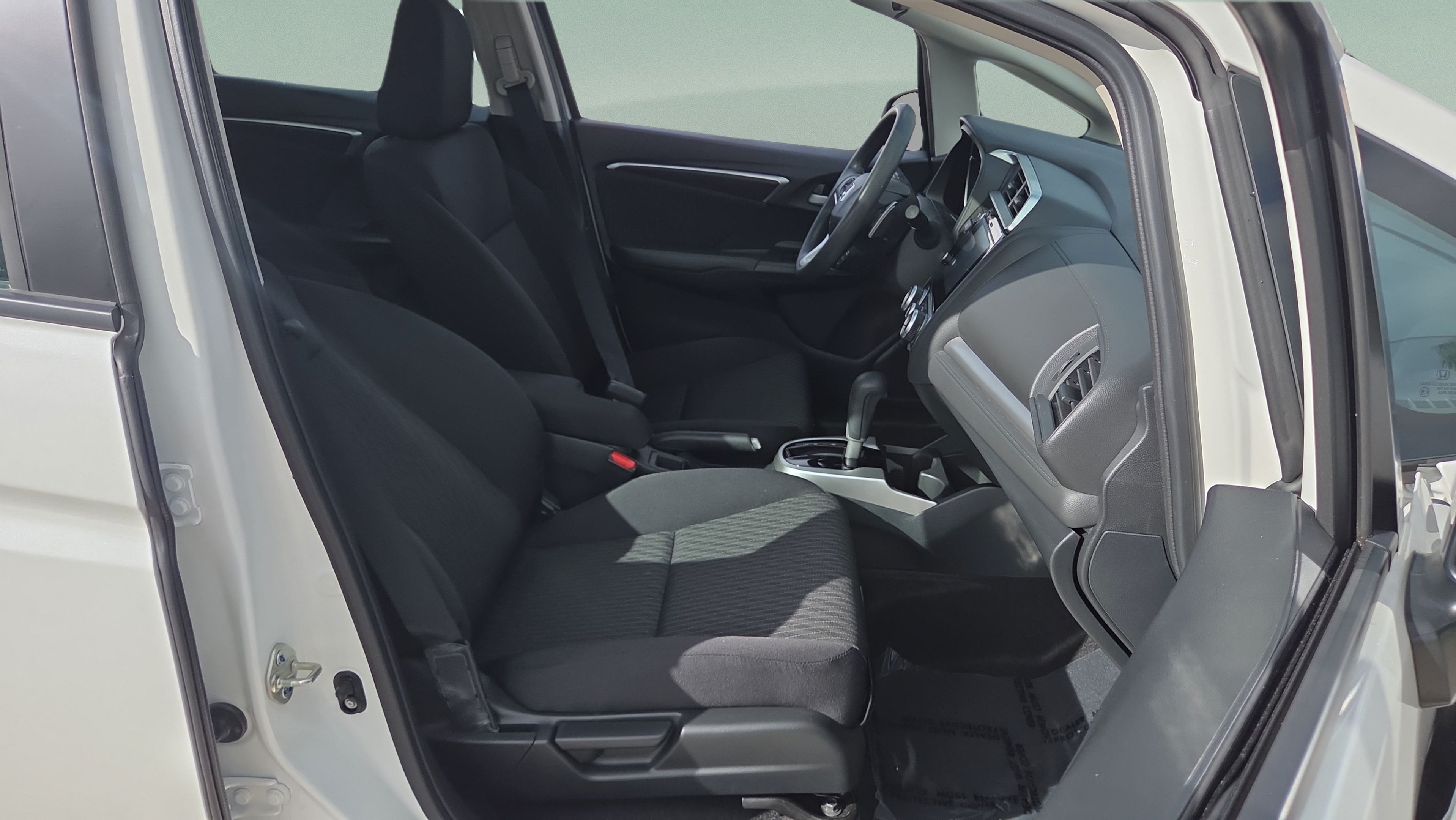 Used 2018 Honda Fit EX image 19