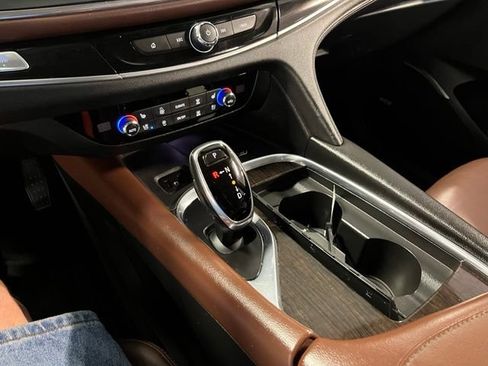 Used 2019 Buick Enclave Avenir w/ Avenir Technology Package AWD/4WD image 29