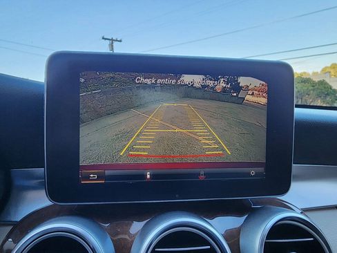 Used 2017 Mercedes-Benz C 300 4MATIC Sedan image 26