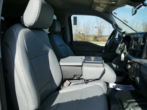 New 2026 Ford F250 XL w/ XL Off-Road Package AWD/4WD image 12