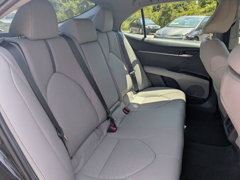Used 2021 Toyota Camry XSE FWD image 26
