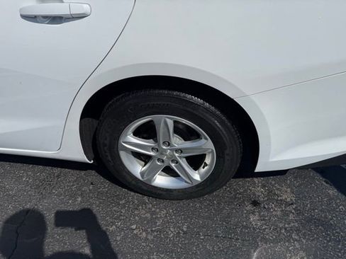 Used 2020 Chevrolet Malibu LS image 8