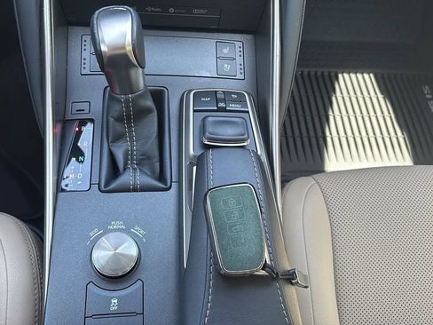 Used 2019 Lexus IS 300 AWD w/ Navigation Package image 13