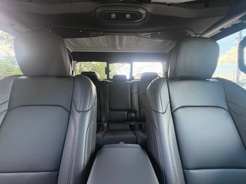 New 2026 Jeep Gladiator Sport AWD/4WD image 33