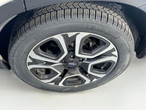 Used 2023 Subaru Ascent Limited AWD/4WD image 31