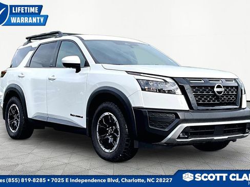 Used 2025 Nissan Pathfinder Rock Creek AWD/4WD image 1