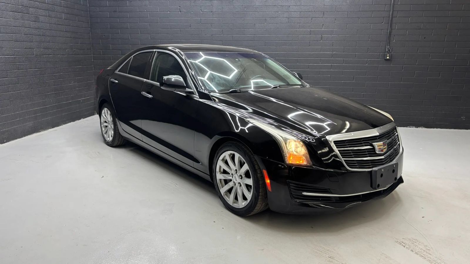 Used 2018 Cadillac ATS 2.0T Sedan RWD image 1