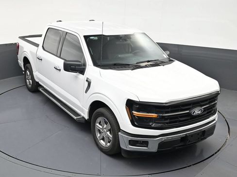 Used 2025 Ford F150 XLT w/ Equipment Group 301A Standard RWD image 18