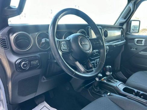 Used 2019 Jeep Wrangler Unlimited Sport S AWD/4WD image 23
