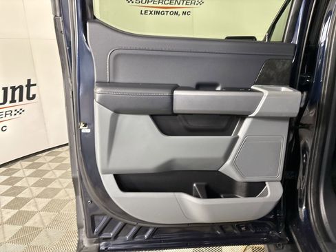 Used 2022 Ford F150 XLT w/ Equipment Group 301A Mid image 19