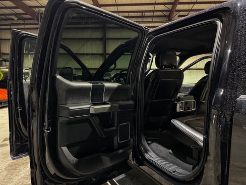 Used 2020 Ford F350 Platinum w/ Tremor Off-Road Package image 17