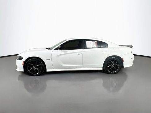 Used 2019 Dodge Charger R/T w/ Blacktop Package RWD image 5