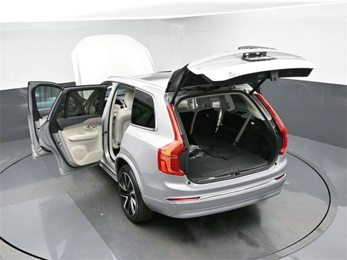 Used 2023 Volvo XC90 B6 Plus w/ Protection Package image 51