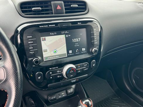 Used 2019 Kia Soul ! w/ Technology Package FWD image 19
