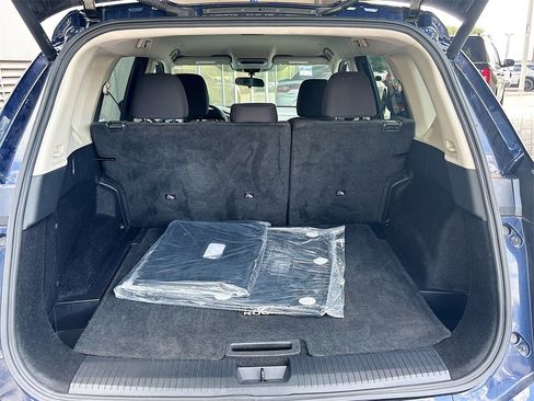 Used 2024 Nissan Rogue SV image 24