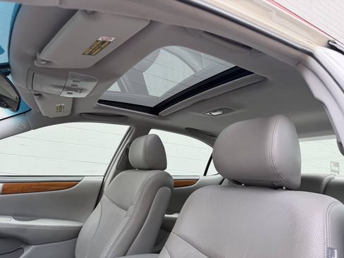Used 2005 Lexus ES 330 FWD image 15