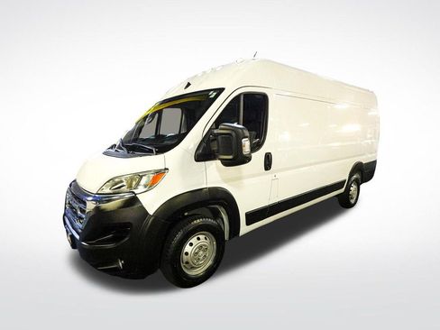Used 2023 RAM ProMaster 3500 w/ Driver Convenience Group FWD image 4