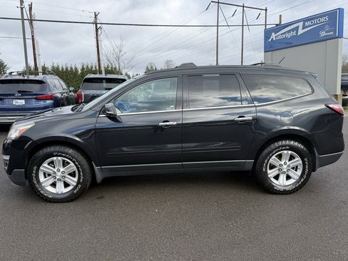 Used 2014 Chevrolet Traverse LT w/ LPO, 'HIT The Road' Package image 2