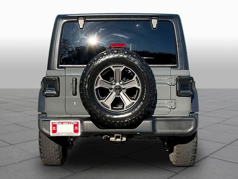 Used 2018 Jeep Wrangler Unlimited Sport S AWD/4WD image 5