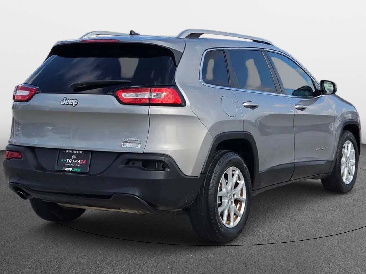 Used 2014 Jeep Cherokee Latitude FWD image 5