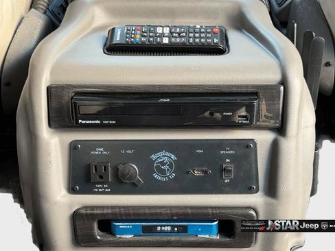 Used 2024 GMC Savana 2500 Extended w/ Driver Convenience Package RWD image 30