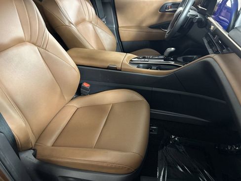 Used 2025 Toyota Crown Signia image 26