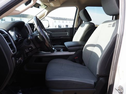 Used 2019 RAM 2500 Big Horn image 6