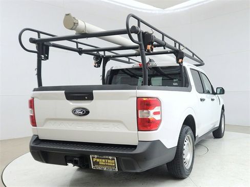 Used 2025 Ford Maverick XLT w/ Equipment Group 302A image 6