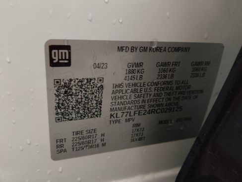 Used 2024 Chevrolet Trax LS FWD image 33