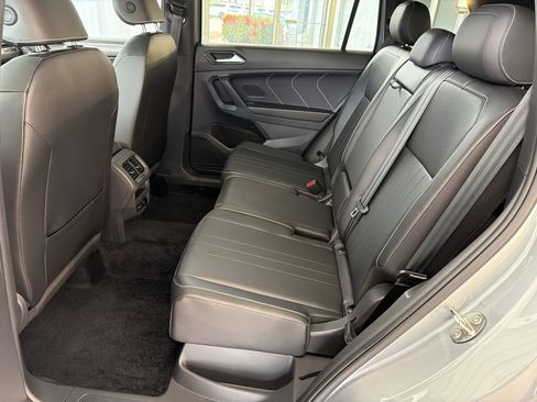 Certified 2024 Volkswagen Tiguan SE R-Line AWD/4WD image 15