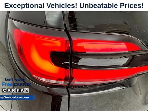 Used 2021 Chrysler Pacifica Touring w/ S Appearance Package FWD image 36