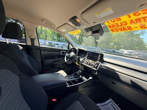 Used 2022 Kia Sorento LX FWD image 18