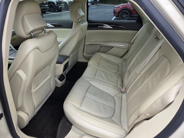 Used 2014 Lincoln MKZ w/ Equipment Group 102A Reserve FWD image 10
