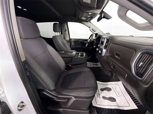 Used 2022 GMC Sierra 1500 SLE image 27