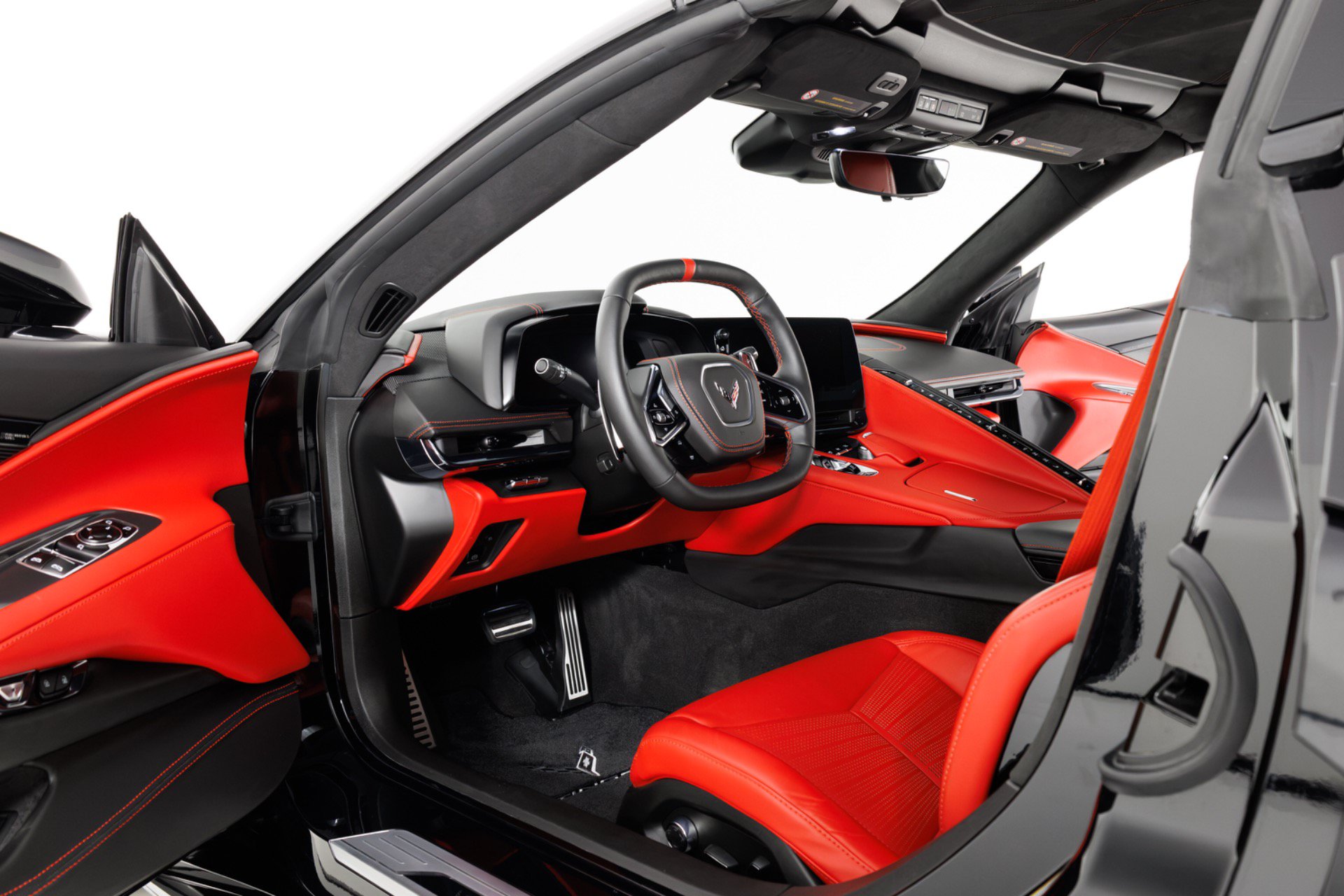Used 2024 Chevrolet Corvette Stingray Premium Cpe w/ Z51 Performance Package RWD image 16