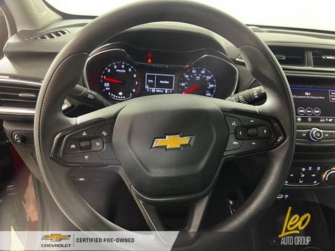 Used 2023 Chevrolet TrailBlazer LT AWD/4WD image 15