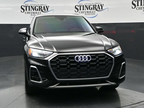 Used 2024 Audi Q5 2.0T Premium Plus w/ Premium Plus Package AWD/4WD image 2