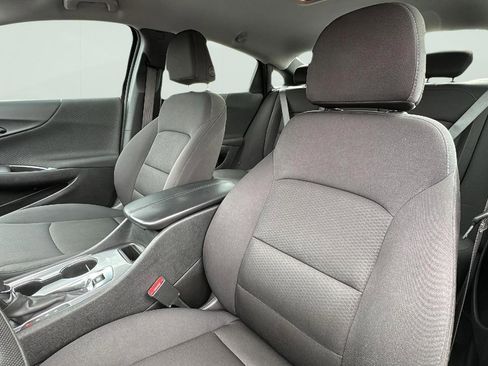 Used 2023 Chevrolet Malibu LT image 12