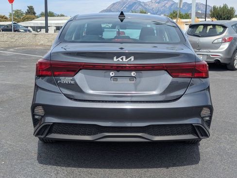 Used 2024 Kia Forte LXS image 6