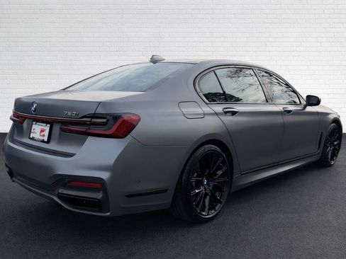 Used 2022 BMW 750i xDrive w/ Executive Package image 5
