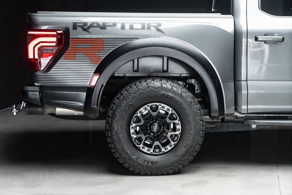 Used 2024 Ford F150 Raptor w/ Equipment Group 803A Raptor R AWD/4WD image 15