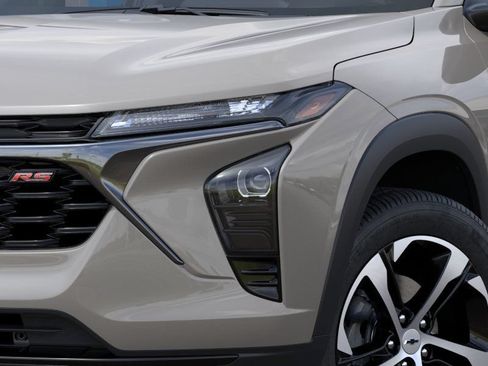 New 2026 Chevrolet Trax RS FWD image 6