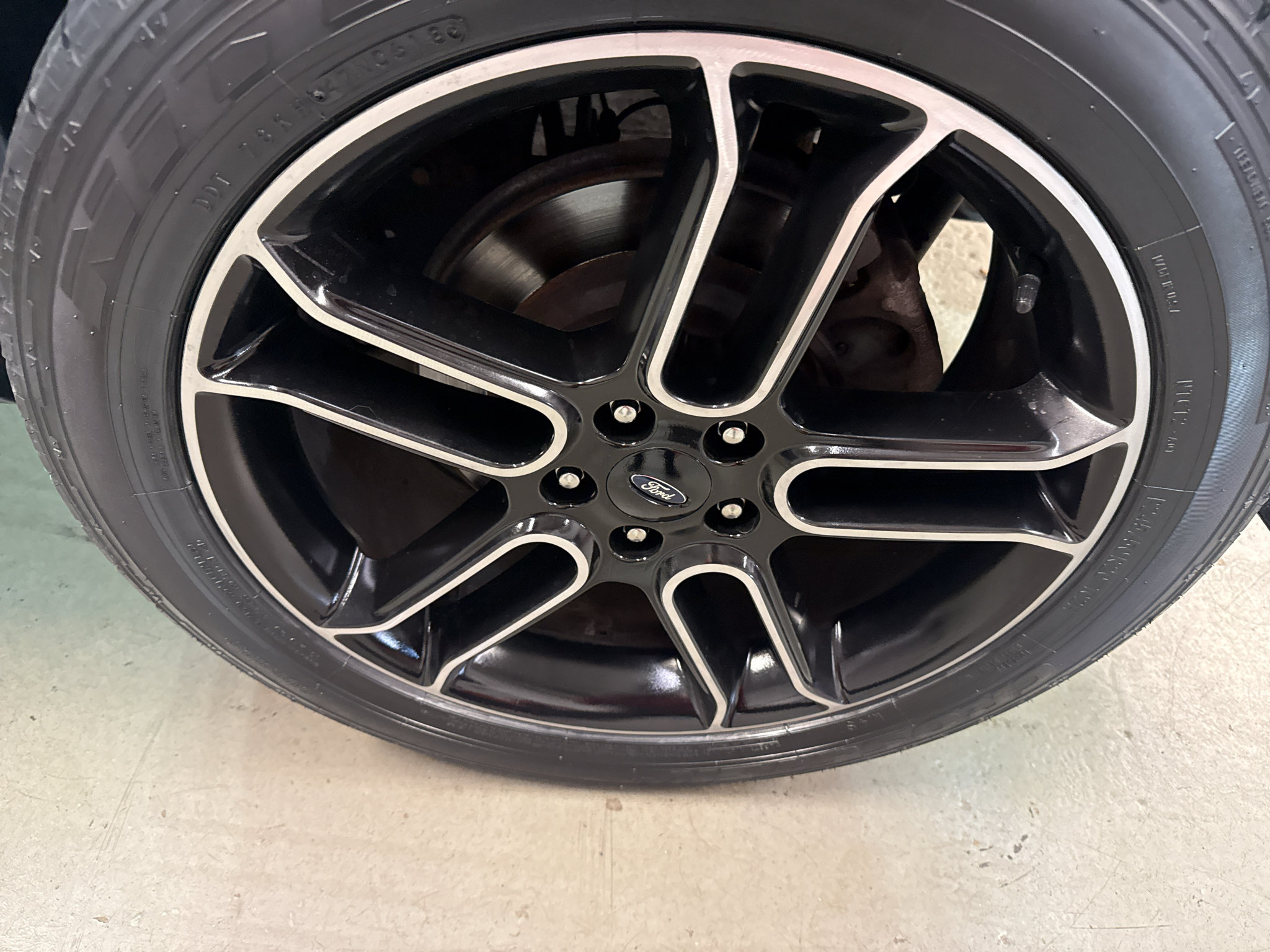 Used 2014 Ford Edge SEL w/ Equipment Group 204A FWD image 28