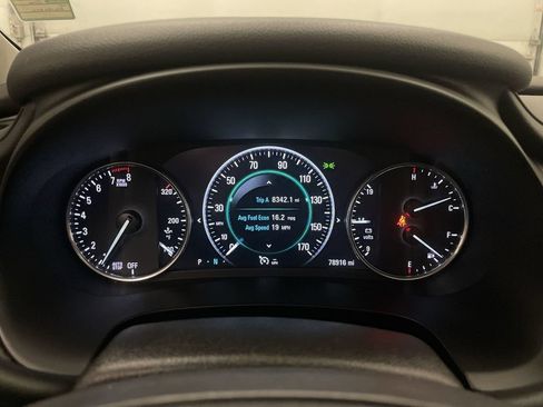 Used 2019 Buick LaCrosse Essence w/ Sun and Shade Package AWD/4WD image 6